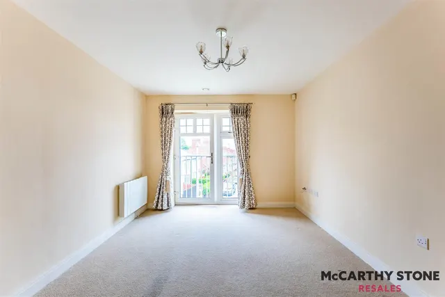 Westfield Road, Wellingborough, NN8, photo 3