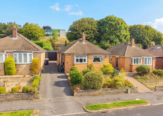 2 bedroom house, Oakhill Road, Dronfield, S18