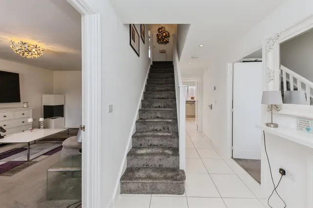 Photo 3 — Heath Place, Winsford