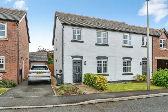 Granary Close, Milton Green, Chester, photo 1