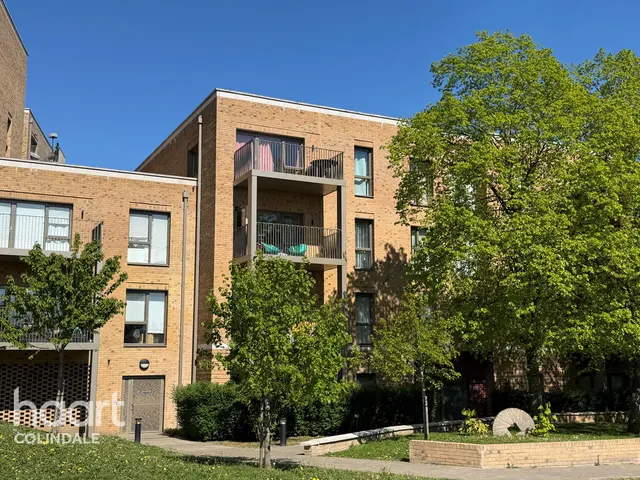 Anemone Apartments, Bittacy Hill, NW7, photo 1