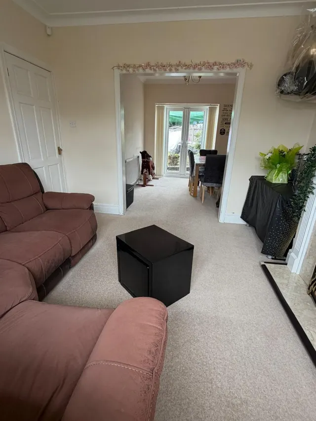 Leafield Crescent, Bradford, BD2, photo 2