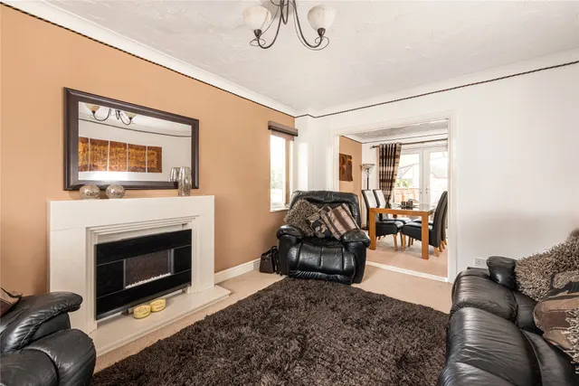Oxwich Grove, Tattenhoe, MK4, photo 3