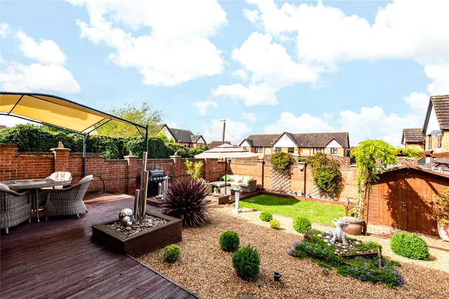 Oxwich Grove, Tattenhoe, MK4, photo 2