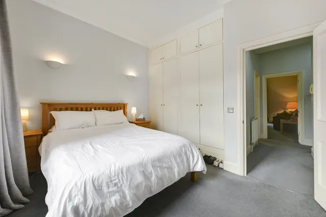 St Georges Square, Pimlico, SW1V, photo 3