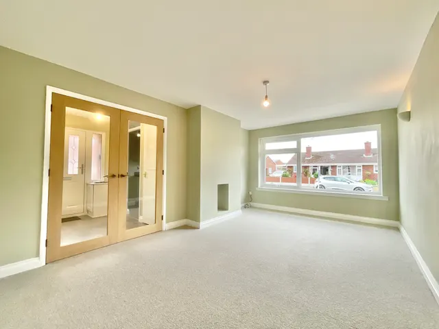 Windsor Drive, Market Drayton, TF9, photo 2