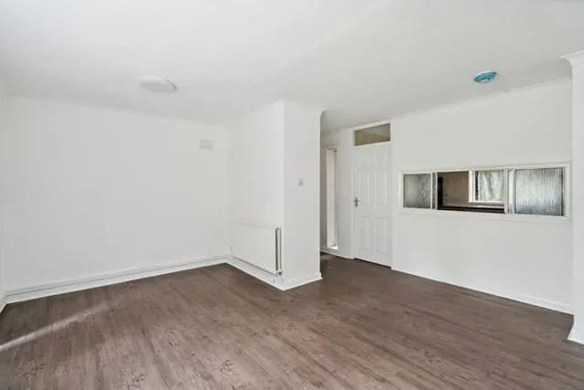 Burhill Grove, Pinner, HA5, photo 2