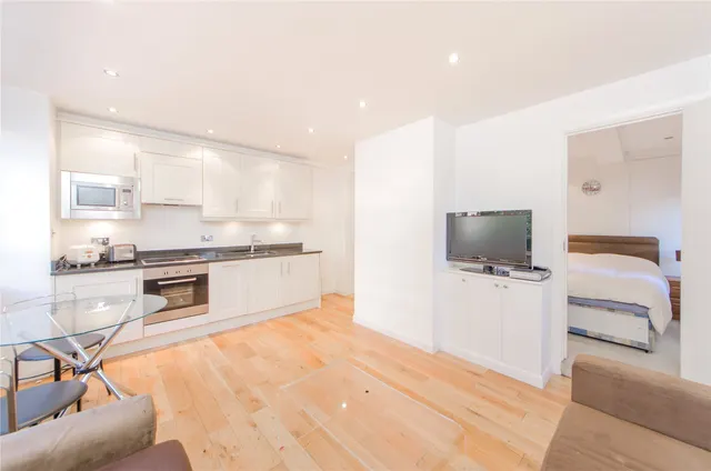 Sloane Avenue, London, SW3, photo 1