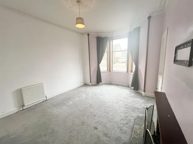 Kilwinning, KA13, photo 2