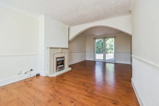 Photo 3 — Farnborough Road, Clifton, Nottingham, NG11