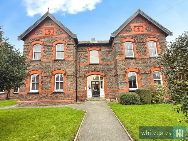 New Hall, Liverpool, L10, photo 1