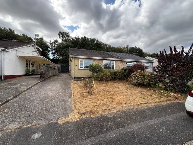 St. Clears Close, Caerphilly, CF83, photo 1