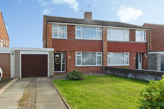 Shepton Road, Great Sutton, CH66, photo 1