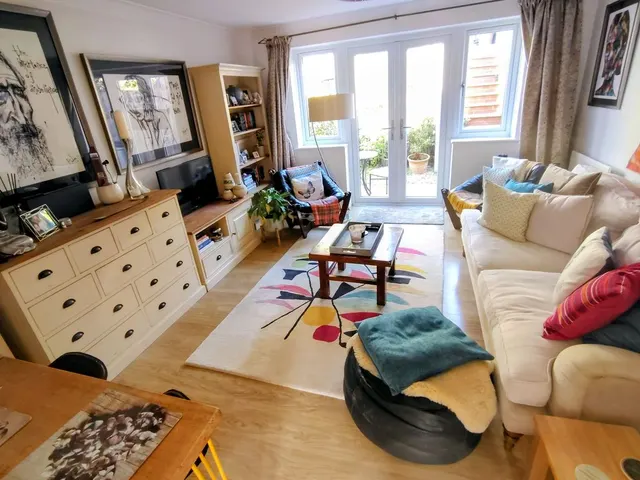 Photo 2 — Willowbank, Marlow SL7 3NB