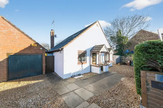 Gorrell Close, Tingewick, Buckingham, photo 1