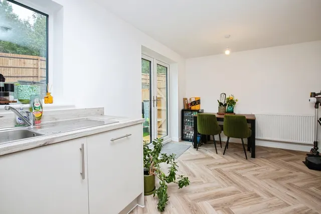 Herbert Street, Eastwood, NG16, photo 2