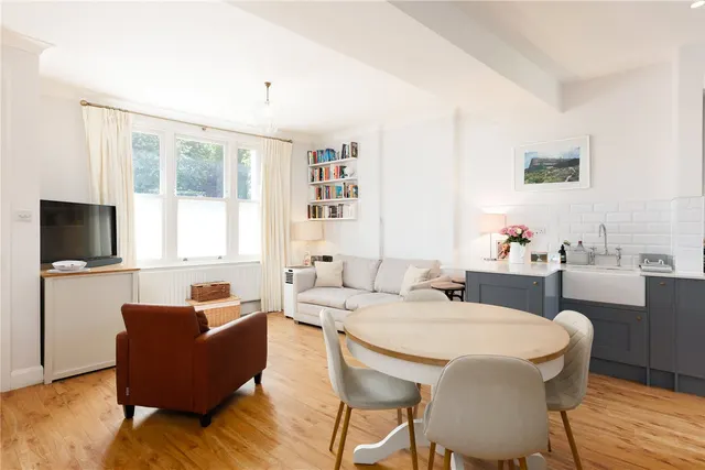Lacy Road, Putney, London, SW15, photo 1