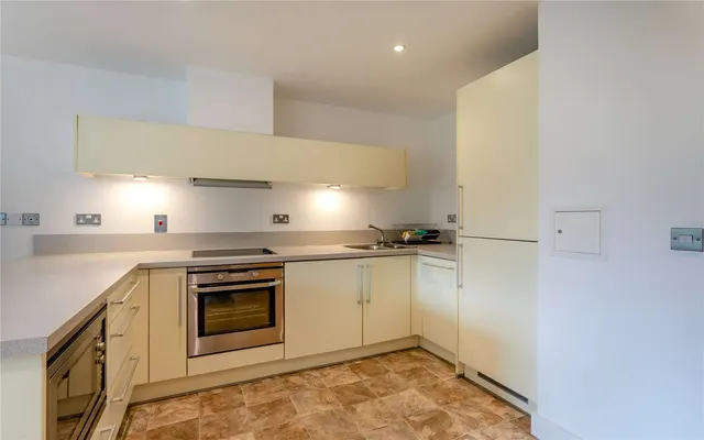 Photo 3 — Riverside Place, Cambridge, Cambridgeshire, CB5 8JF