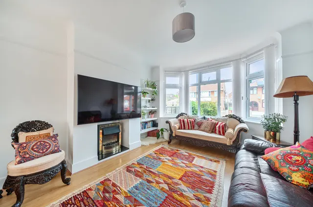 King Georges Avenue, Regents Park, SO15, photo 2