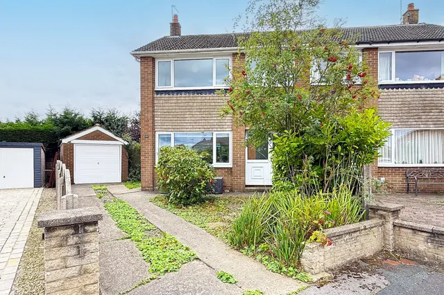 Beckwith Close, Harrogate, HG2, photo 1