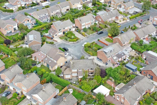 Beckwith Close, Harrogate, HG2, photo 2
