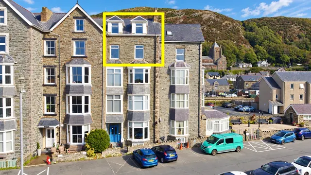 Greenfields Marine Parade, Barmouth, LL42, photo 1
