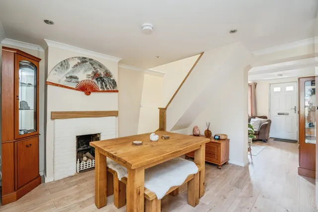 London Road, Purbrook, PO7, photo 1