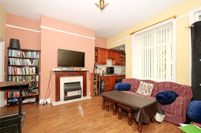 Duckworth Terrace, BD9, photo 3