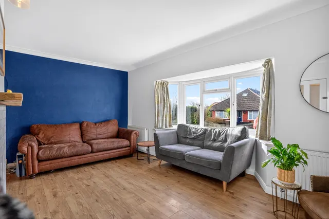 Photo 3 — Seaview Road, Woodingdean, Brighton