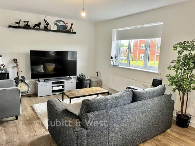Nursery Rise, Thakeham, RH20, photo 3