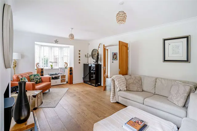Photo 2 — Telegraph Lane, Four Marks, Alton, Hampshire, GU34 5AX