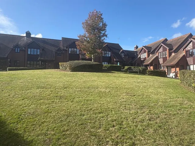 Church Lane, Botley, photo 2