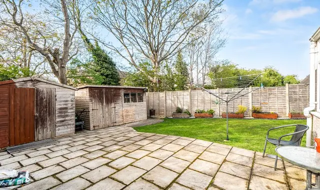 Photo 2 — Rosebank, Epsom, KT18