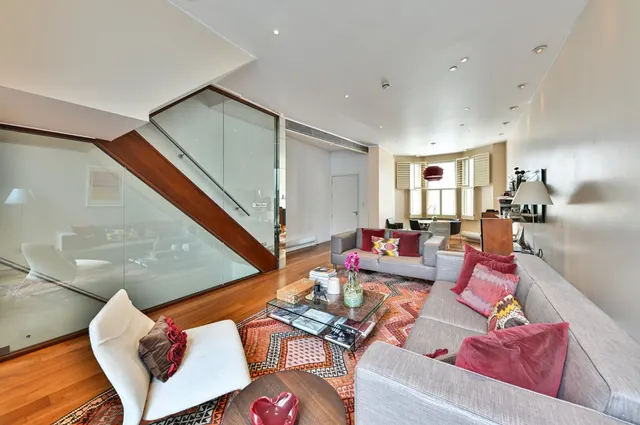 Photo 3 — Beaufort Street, Chelsea, London, SW3 6BU