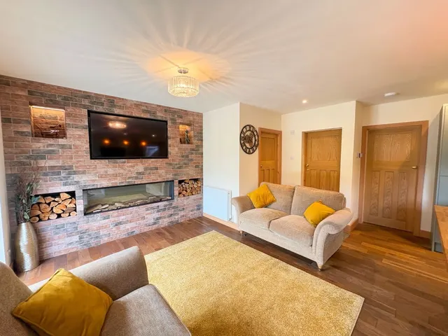 Ingleton Close, Crewe, photo 3