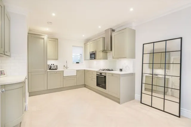 Thames Street, Weybridge, KT13, photo 3