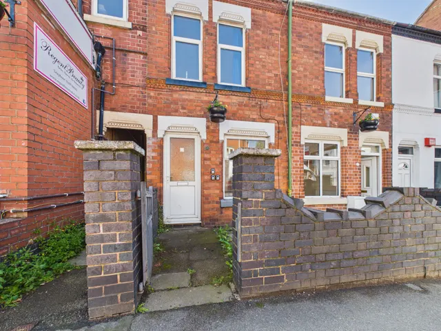 High Street, Barwell, LE9, photo 1
