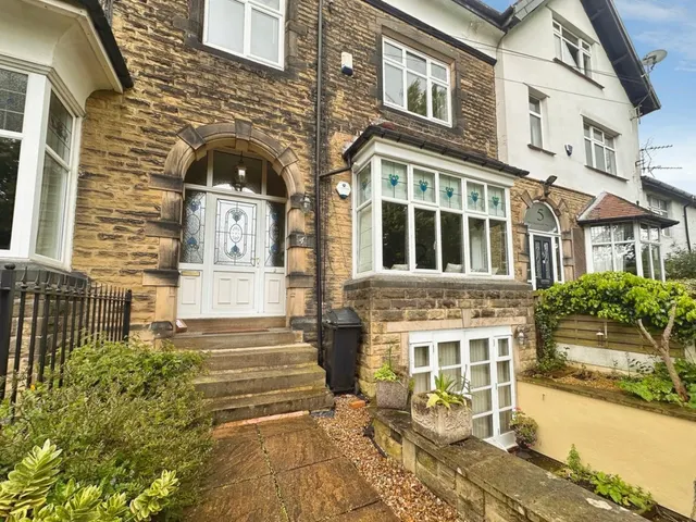 Photo 2 — Buckstone Drive, Rawdon, Leeds