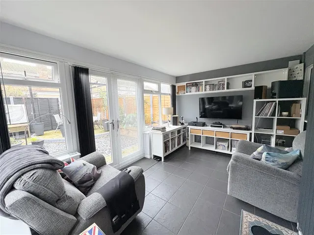 Photo 3 — Nursery Lane, Stubbington, Fareham