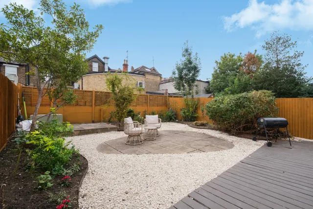 Dean Road, Willesden Green, NW2, photo 1