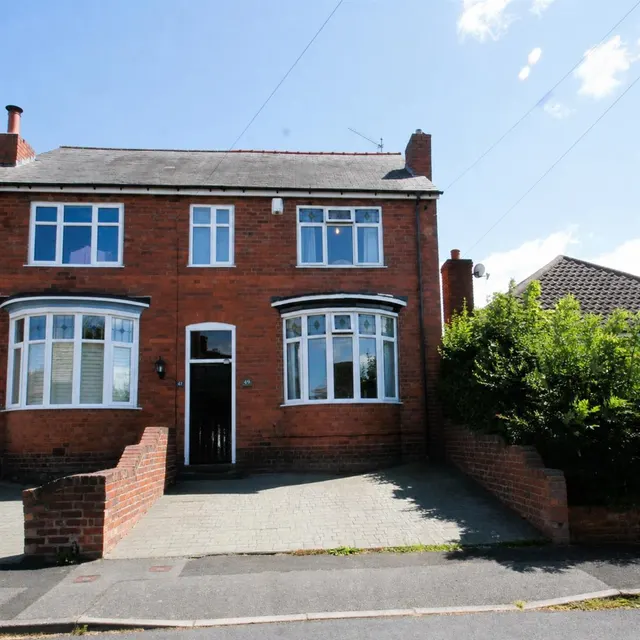Cobham Road, Halesowen, photo 1