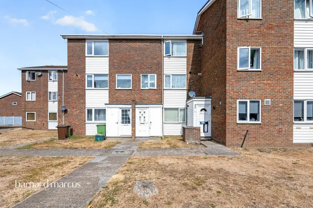 Abbotts Road, Cheam, Sutton, photo 1