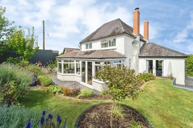 Uzmaston Road, Haverfordwest, SA61, photo 2