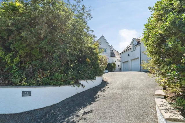 Uzmaston Road, Haverfordwest, SA61, photo 1