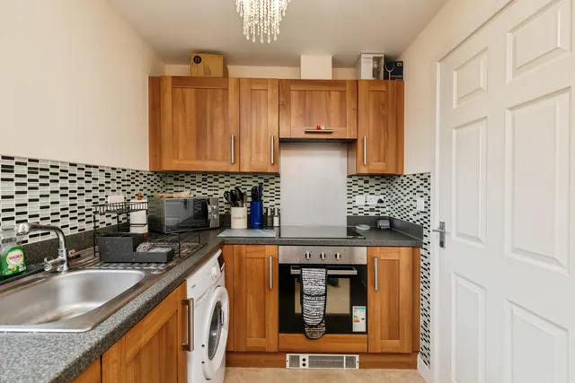 Leaze Close, Bristol, BS35, photo 3