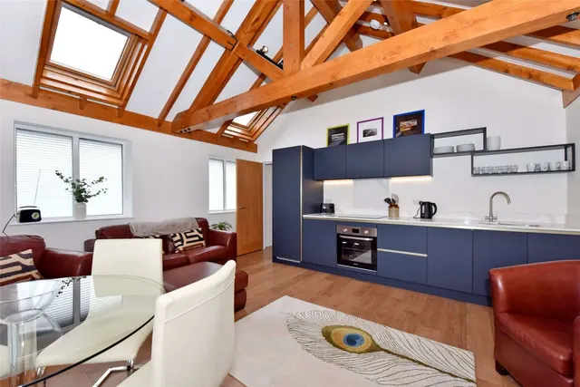 Beech House, 27 Little Marlow Road, Marlow, Buckinghamshire, SL7 1HA, photo 1