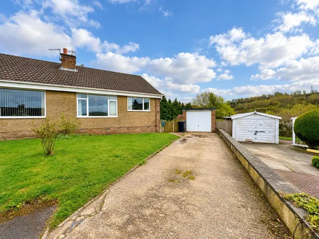 Willow Tree Close, BD21, photo 1