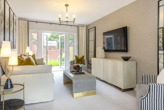 Mindenhurst Road, Deepcut, GU16, photo 3