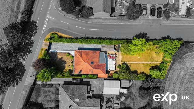 Eakring Road, Wellow, photo 2