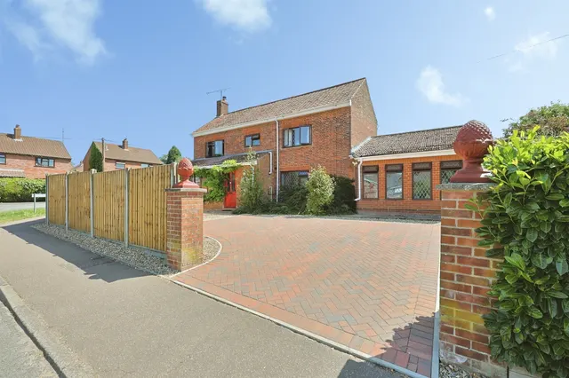 Chantry Lane, Necton, Swaffham, photo 1